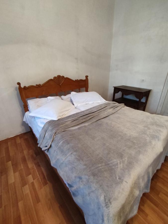 דירות Vintage Door טביליסי מראה חיצוני תמונה